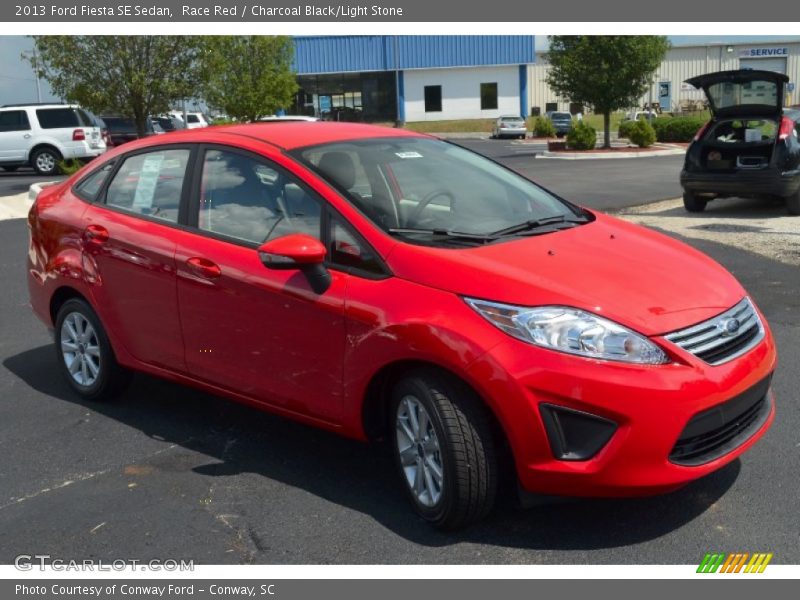 Race Red / Charcoal Black/Light Stone 2013 Ford Fiesta SE Sedan