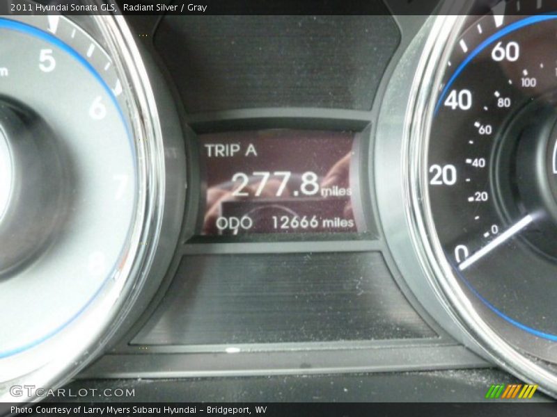Radiant Silver / Gray 2011 Hyundai Sonata GLS
