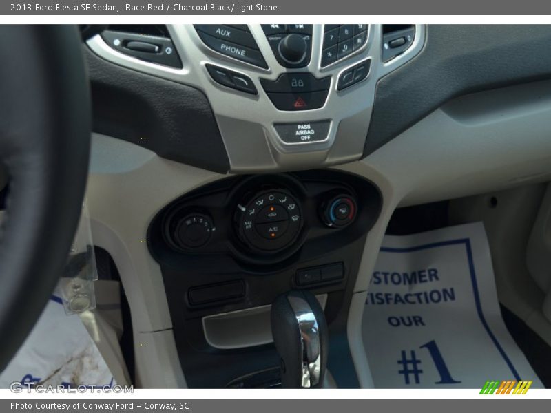 Race Red / Charcoal Black/Light Stone 2013 Ford Fiesta SE Sedan