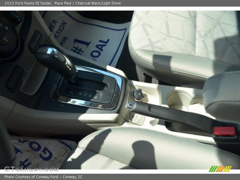 Race Red / Charcoal Black/Light Stone 2013 Ford Fiesta SE Sedan