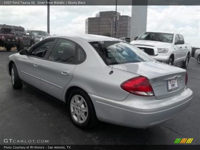 Silver Frost Metallic / Ebony Black 2007 Ford Taurus SE