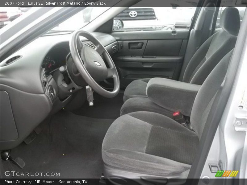 Silver Frost Metallic / Ebony Black 2007 Ford Taurus SE