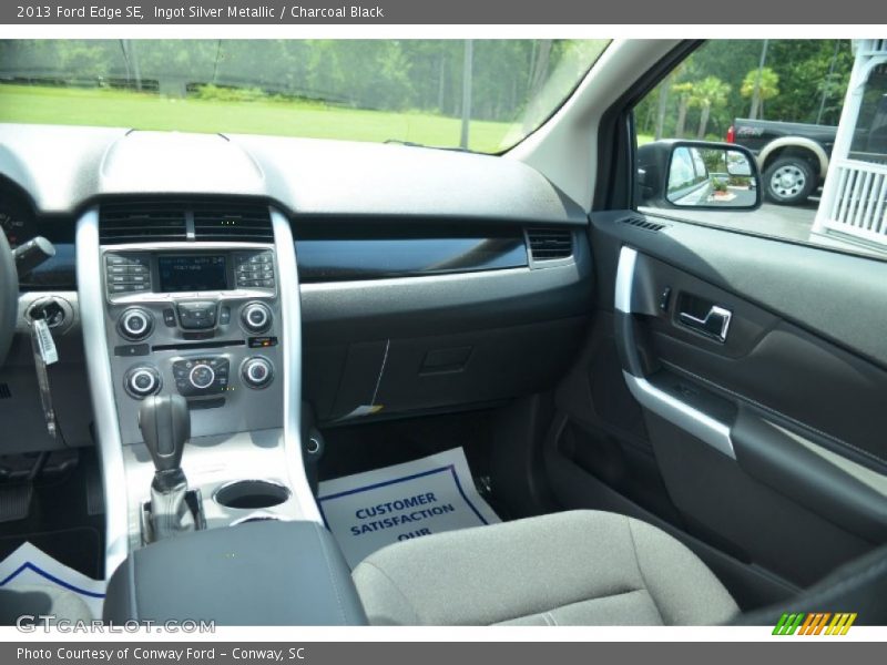 Ingot Silver Metallic / Charcoal Black 2013 Ford Edge SE