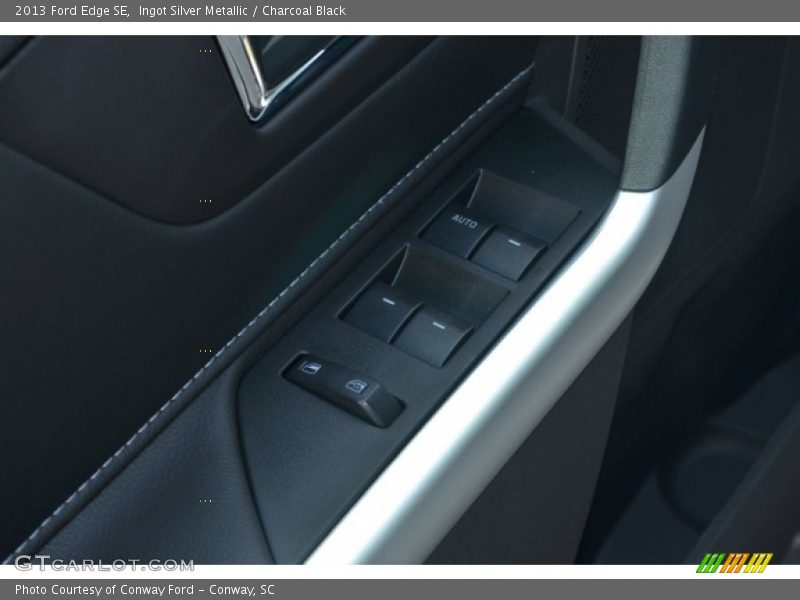Ingot Silver Metallic / Charcoal Black 2013 Ford Edge SE