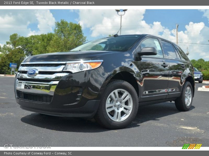 Tuxedo Black Metallic / Charcoal Black 2013 Ford Edge SE