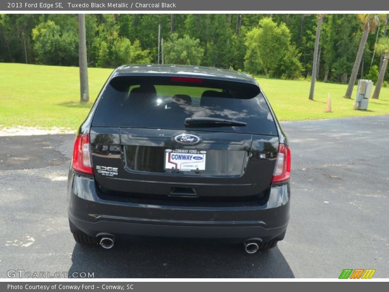 Tuxedo Black Metallic / Charcoal Black 2013 Ford Edge SE
