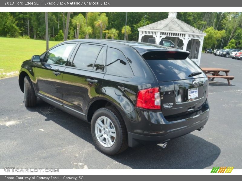 Tuxedo Black Metallic / Charcoal Black 2013 Ford Edge SE