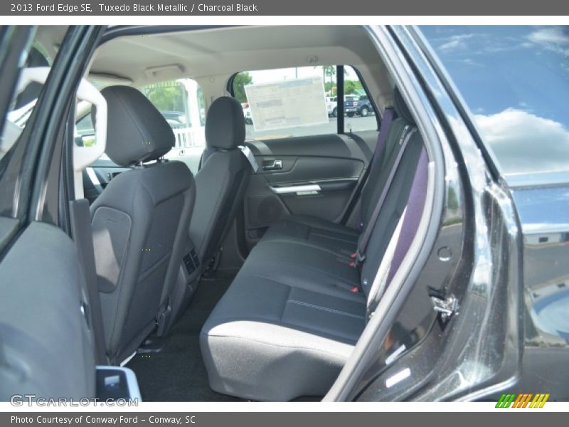 Tuxedo Black Metallic / Charcoal Black 2013 Ford Edge SE