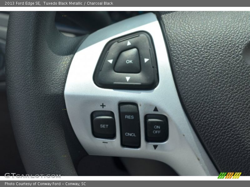 Tuxedo Black Metallic / Charcoal Black 2013 Ford Edge SE