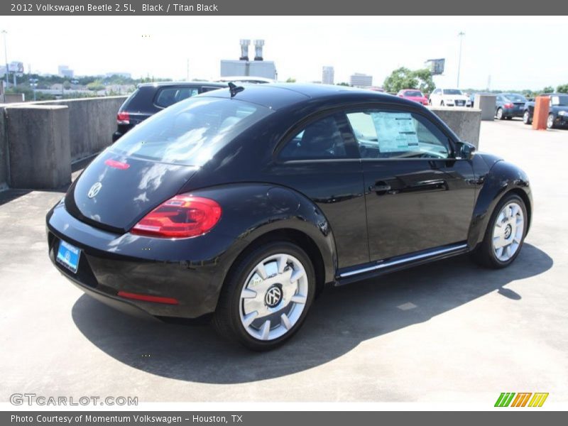 Black / Titan Black 2012 Volkswagen Beetle 2.5L