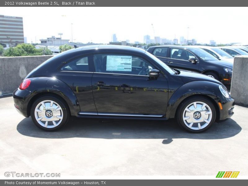 Black / Titan Black 2012 Volkswagen Beetle 2.5L