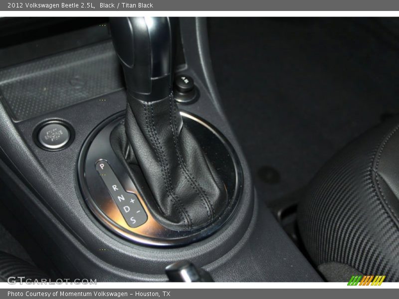 Black / Titan Black 2012 Volkswagen Beetle 2.5L