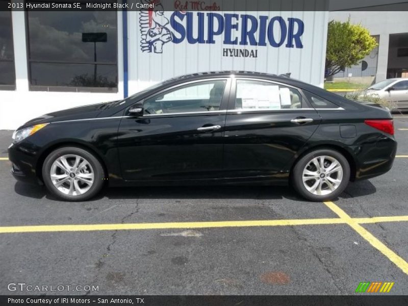 Midnight Black / Camel 2013 Hyundai Sonata SE