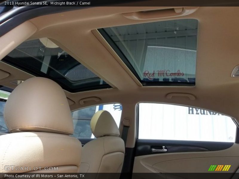 Midnight Black / Camel 2013 Hyundai Sonata SE