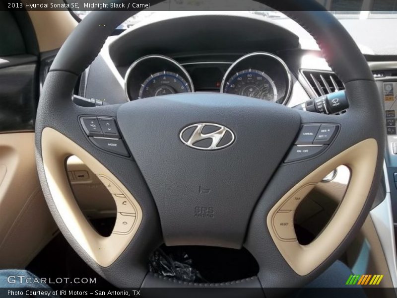 Midnight Black / Camel 2013 Hyundai Sonata SE