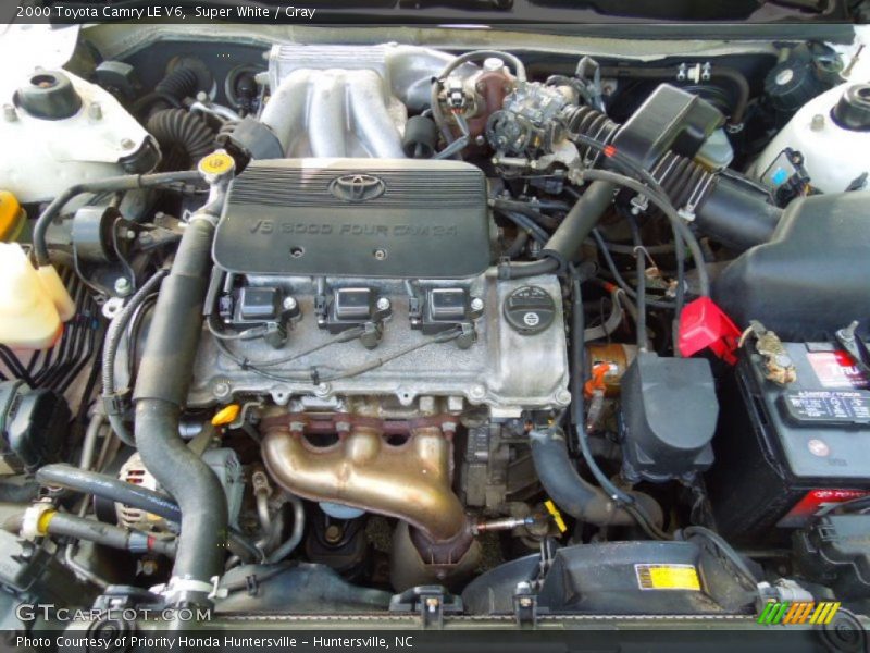 Super White / Gray 2000 Toyota Camry LE V6