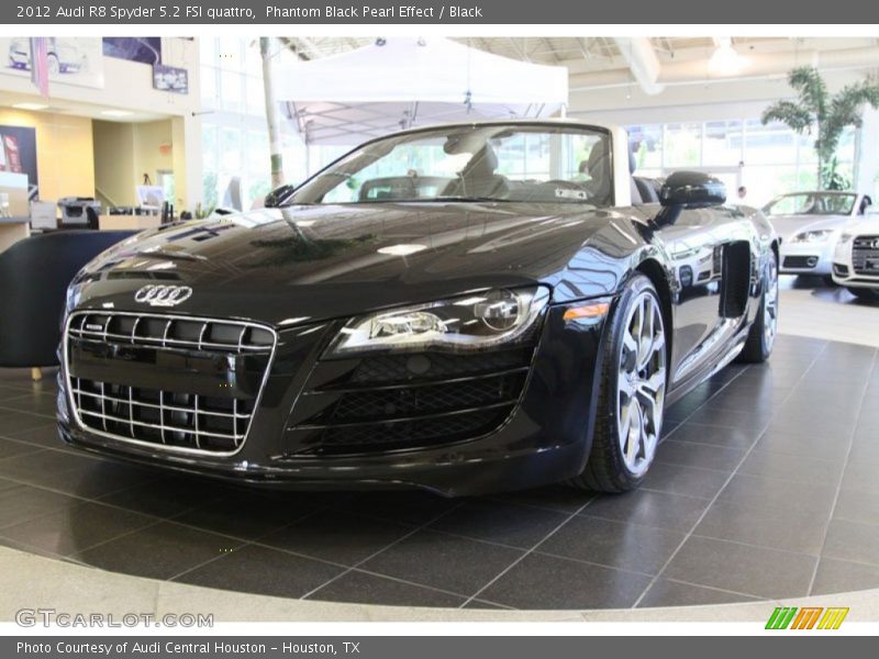 Phantom Black Pearl Effect / Black 2012 Audi R8 Spyder 5.2 FSI quattro