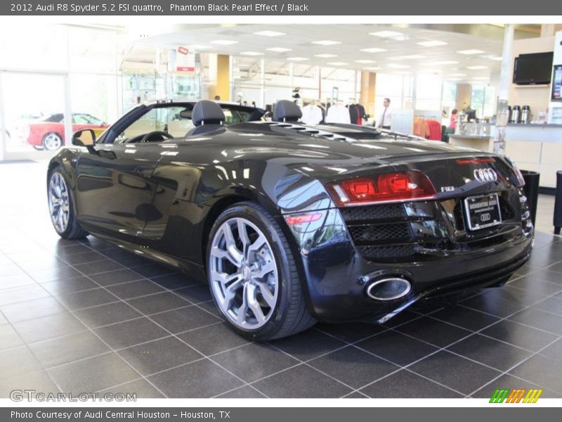 Phantom Black Pearl Effect / Black 2012 Audi R8 Spyder 5.2 FSI quattro