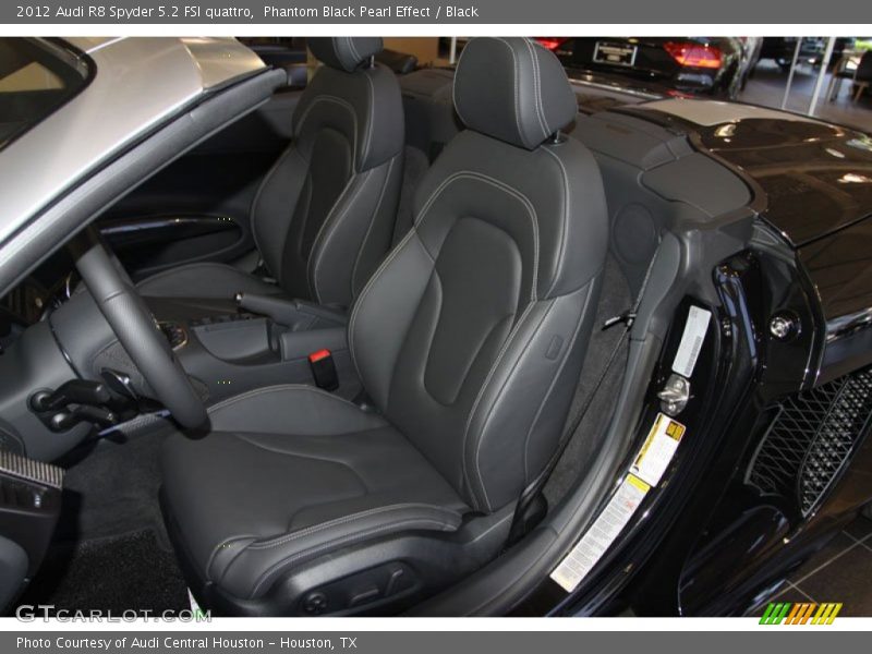  2012 R8 Spyder 5.2 FSI quattro Black Interior