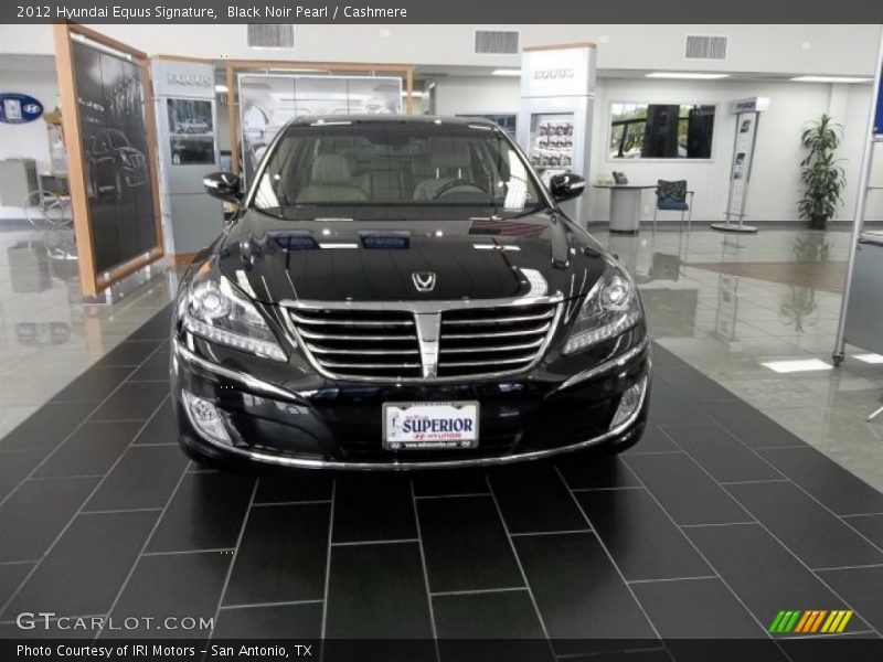 Black Noir Pearl / Cashmere 2012 Hyundai Equus Signature