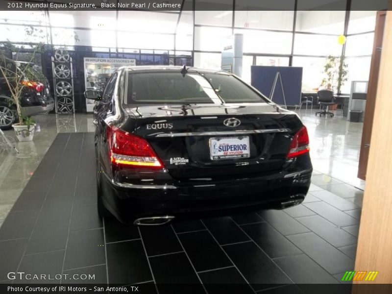 Black Noir Pearl / Cashmere 2012 Hyundai Equus Signature