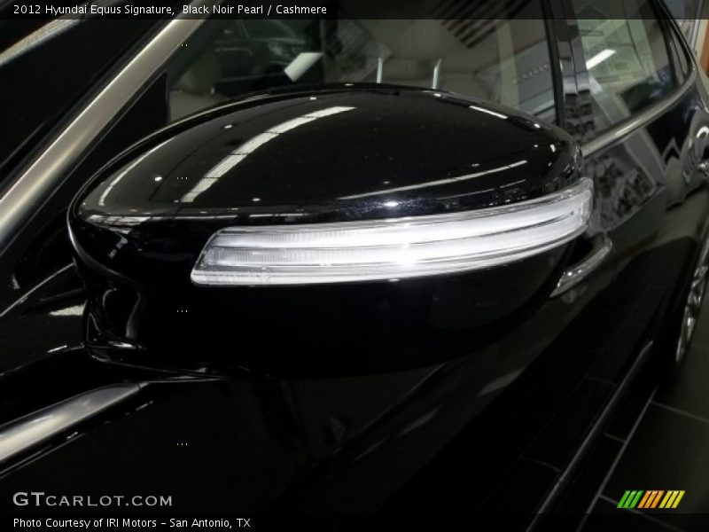 Black Noir Pearl / Cashmere 2012 Hyundai Equus Signature