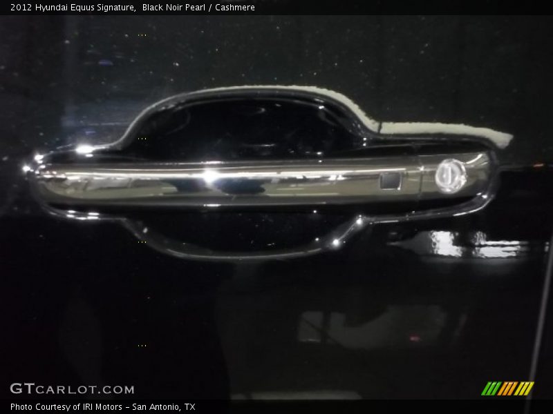 Black Noir Pearl / Cashmere 2012 Hyundai Equus Signature