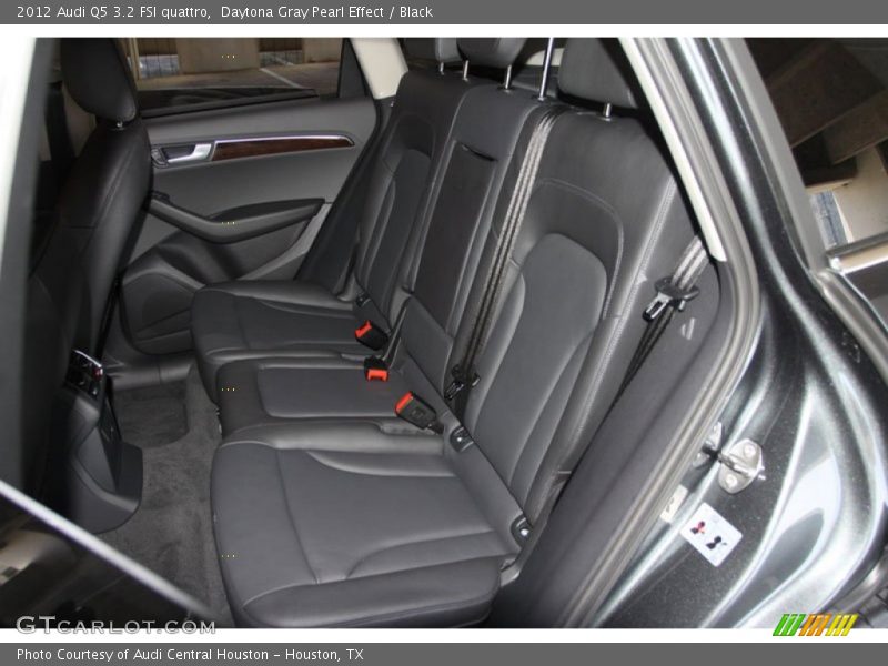 Daytona Gray Pearl Effect / Black 2012 Audi Q5 3.2 FSI quattro