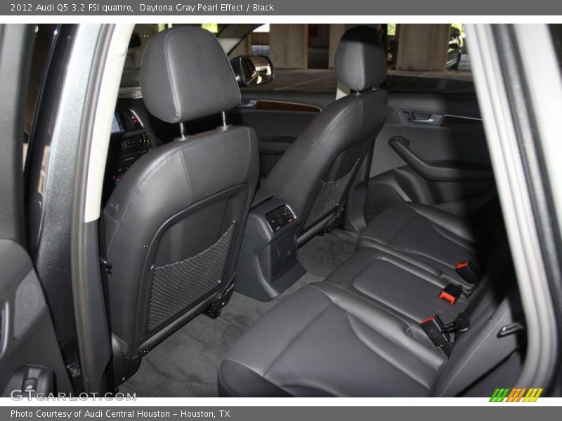 Daytona Gray Pearl Effect / Black 2012 Audi Q5 3.2 FSI quattro