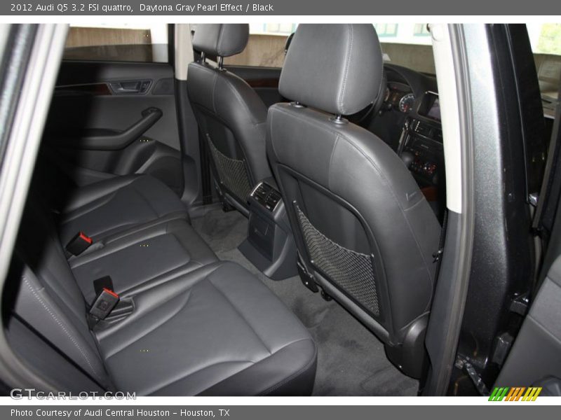 Daytona Gray Pearl Effect / Black 2012 Audi Q5 3.2 FSI quattro