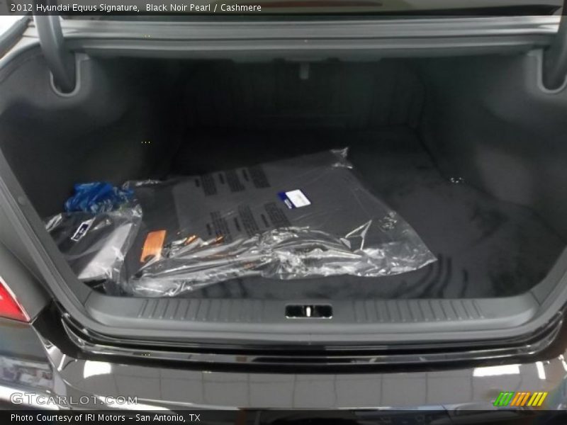 Black Noir Pearl / Cashmere 2012 Hyundai Equus Signature