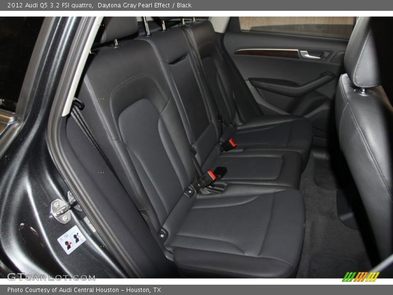 Daytona Gray Pearl Effect / Black 2012 Audi Q5 3.2 FSI quattro