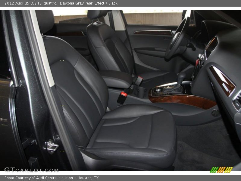 Daytona Gray Pearl Effect / Black 2012 Audi Q5 3.2 FSI quattro