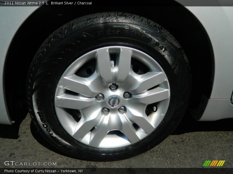 Brilliant Silver / Charcoal 2011 Nissan Altima 2.5 S