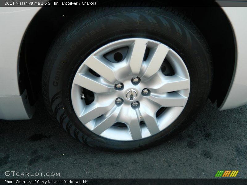 Brilliant Silver / Charcoal 2011 Nissan Altima 2.5 S