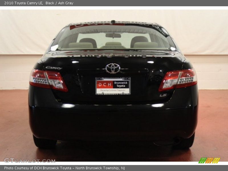 Black / Ash Gray 2010 Toyota Camry LE
