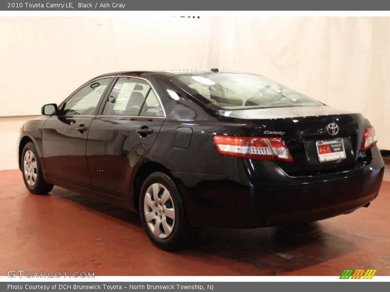 Black / Ash Gray 2010 Toyota Camry LE