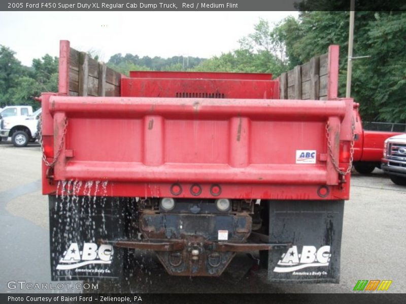 Red / Medium Flint 2005 Ford F450 Super Duty XL Regular Cab Dump Truck
