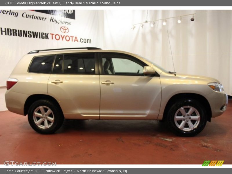 Sandy Beach Metallic / Sand Beige 2010 Toyota Highlander V6 4WD