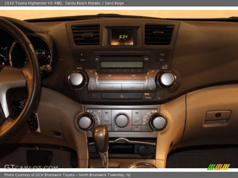 Sandy Beach Metallic / Sand Beige 2010 Toyota Highlander V6 4WD