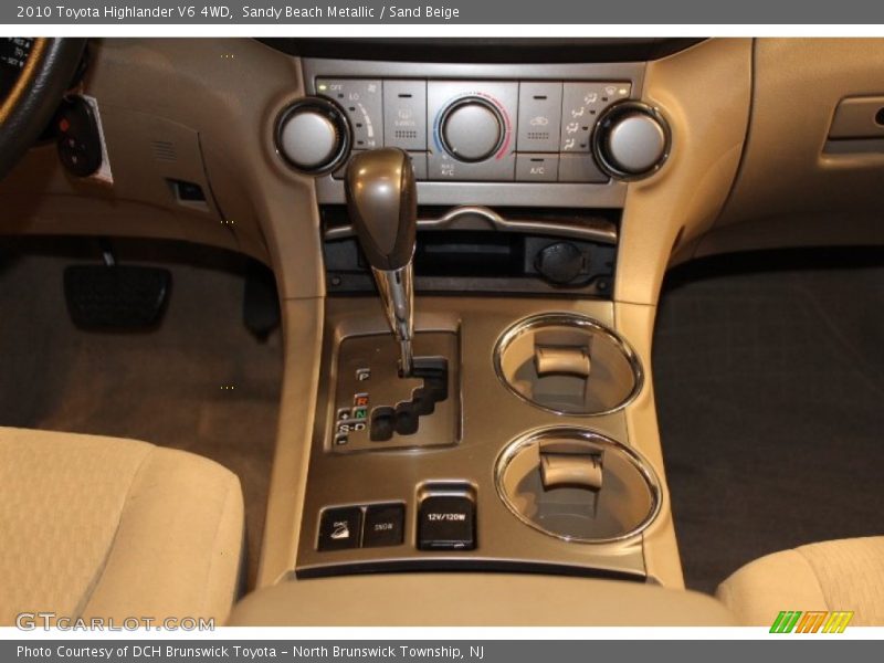 Sandy Beach Metallic / Sand Beige 2010 Toyota Highlander V6 4WD