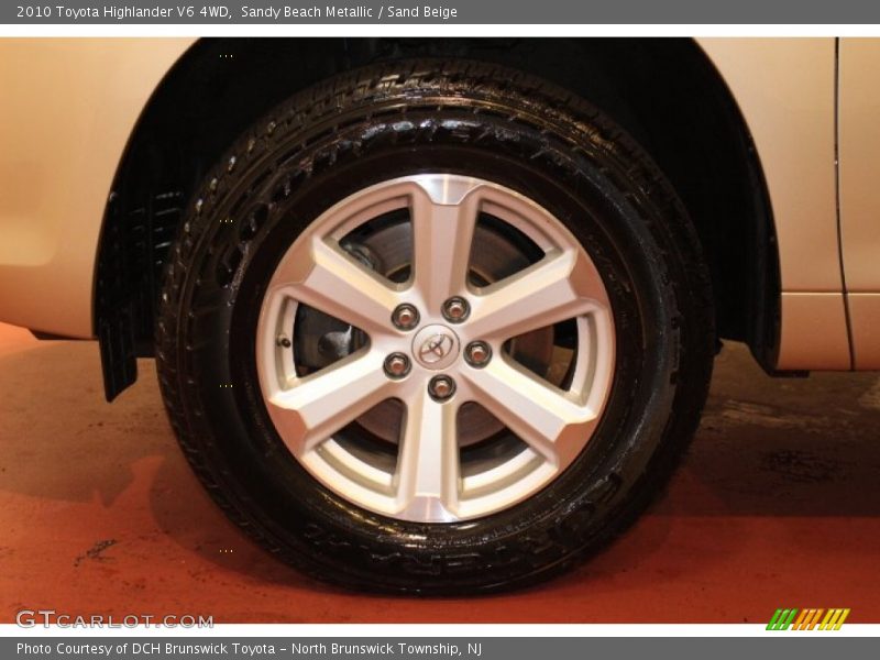 Sandy Beach Metallic / Sand Beige 2010 Toyota Highlander V6 4WD