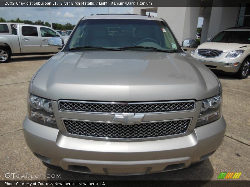 Silver Birch Metallic / Light Titanium/Dark Titanium 2009 Chevrolet Suburban LT