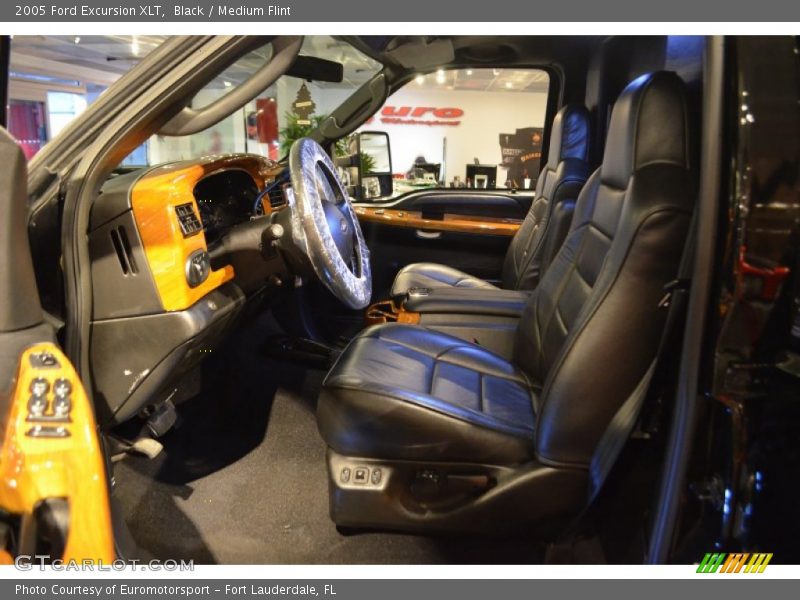Black / Medium Flint 2005 Ford Excursion XLT