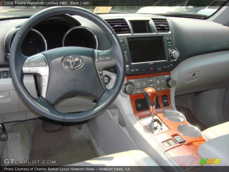 Black / Ash 2009 Toyota Highlander Limited 4WD