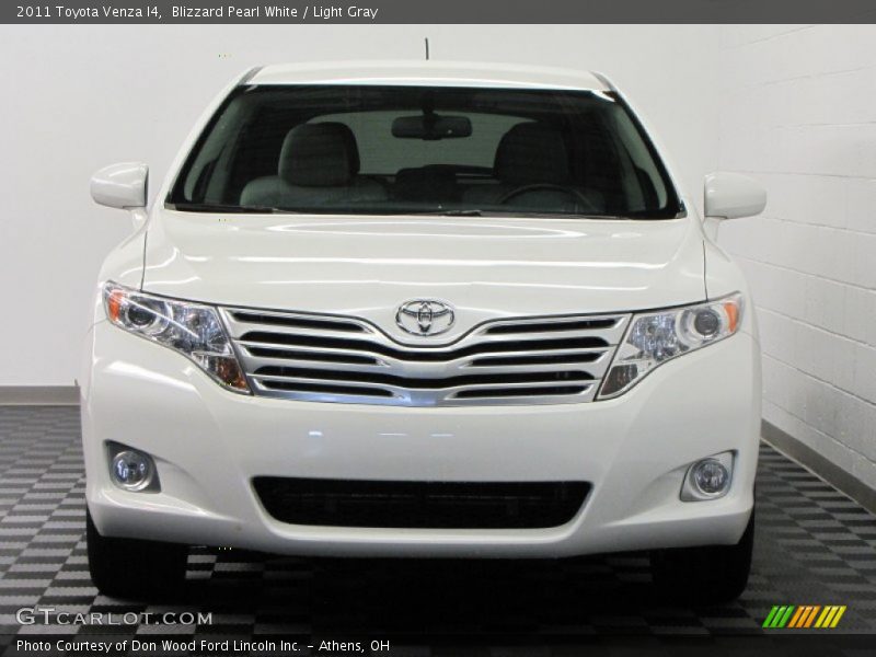 Blizzard Pearl White / Light Gray 2011 Toyota Venza I4