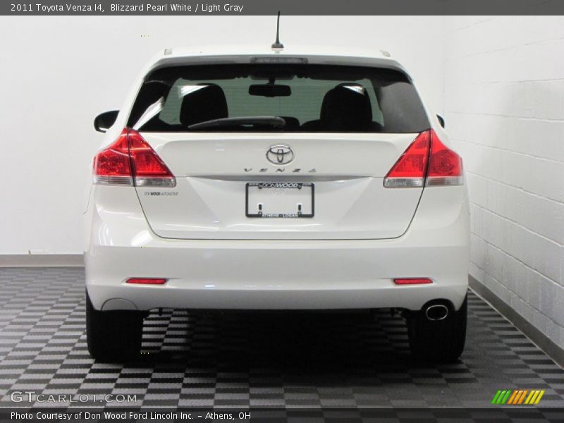 Blizzard Pearl White / Light Gray 2011 Toyota Venza I4