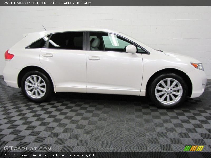 Blizzard Pearl White / Light Gray 2011 Toyota Venza I4
