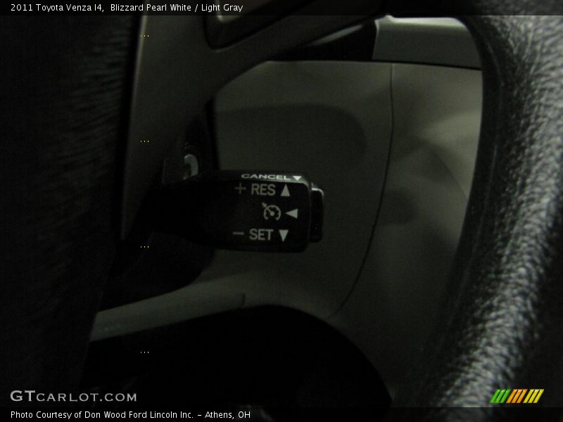 Blizzard Pearl White / Light Gray 2011 Toyota Venza I4