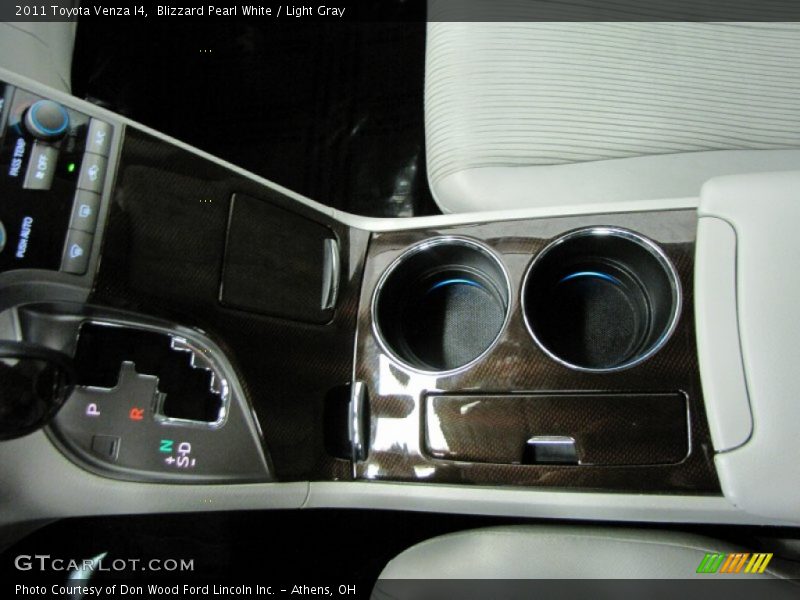 Blizzard Pearl White / Light Gray 2011 Toyota Venza I4